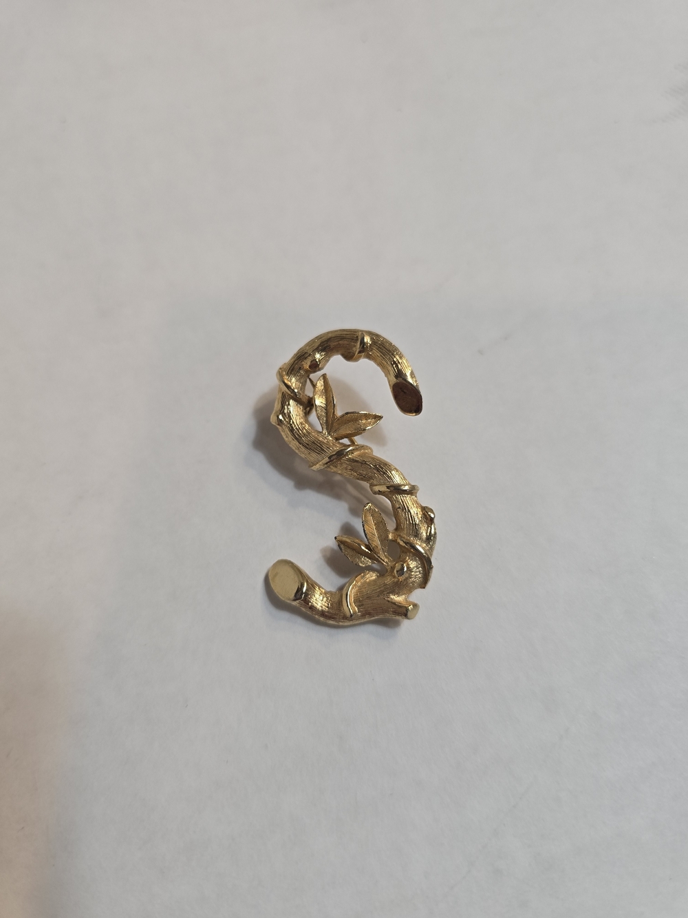 Sarah Coventry Gold Leaf S-Shaped Brooch